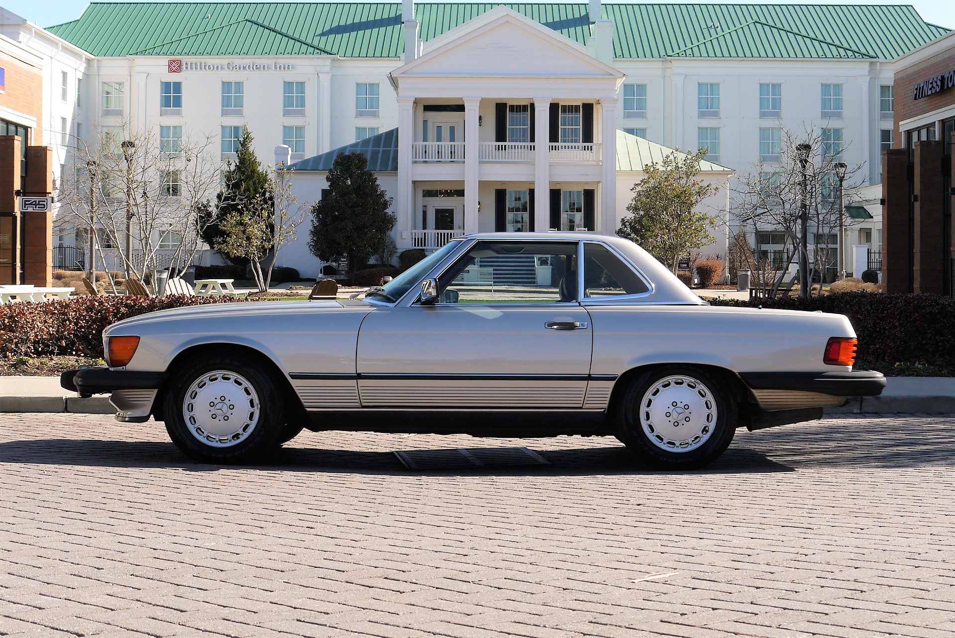 1988 Mercedes-Benz 560 null photo 22