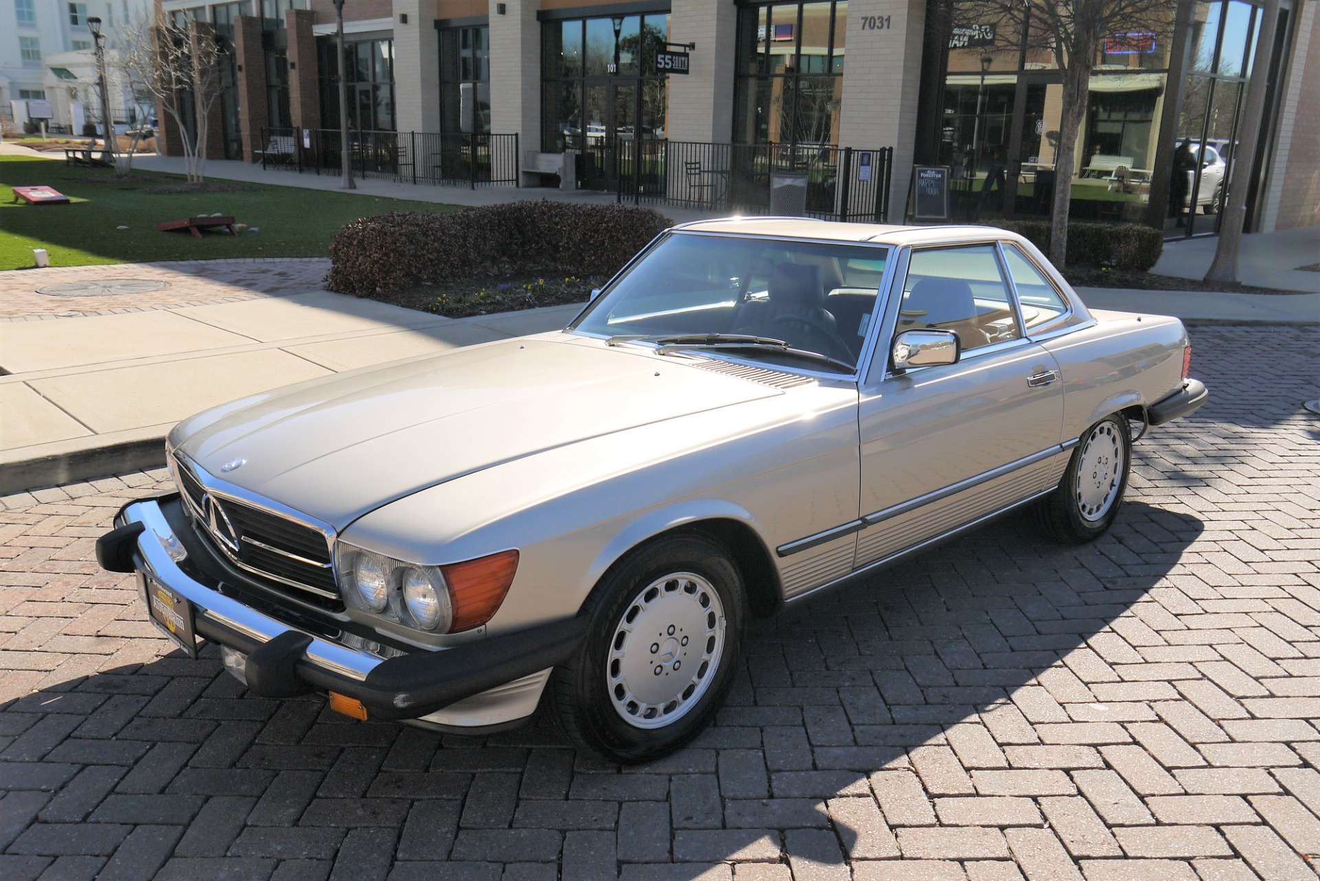 1988 Mercedes-Benz 560 null photo 24