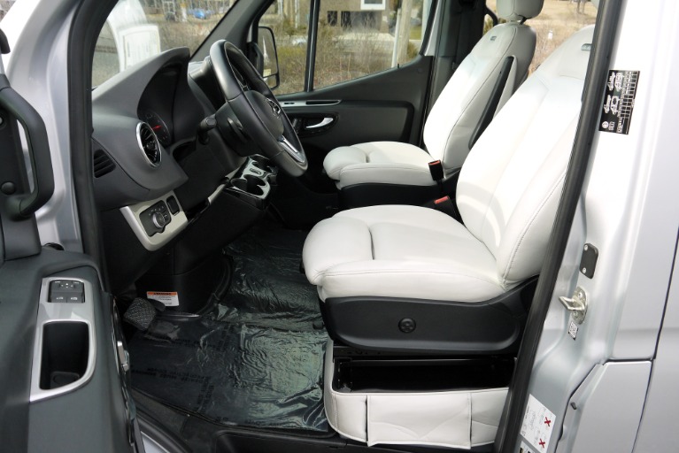 2019 Mercedes-Benz Sprinter Cargo Van Base photo 51