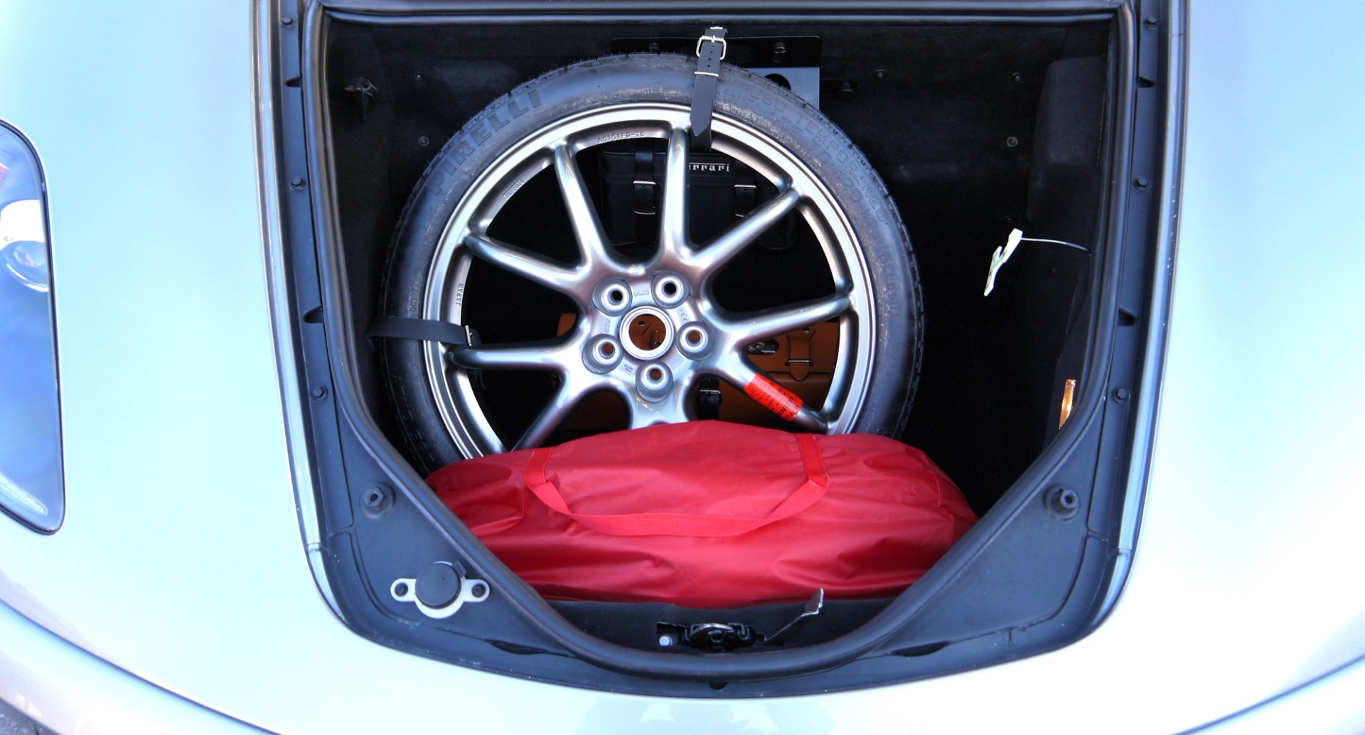 2005 Ferrari F430 Base photo 32